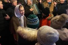 С Рождеством приходят Святки - начинаем петь колядки!