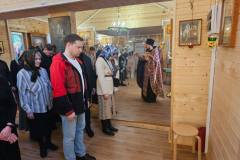 Всенощное бдение с выносом Честнаго и Животворящаго Креста Господня 22.03.2025