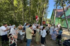 Полевая кухня на территории храма