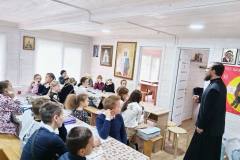 Занятия в Воскресной школе