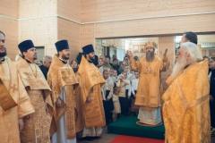 Божественная Литургия. Освящение накупольного Креста и купола