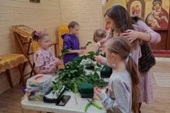 Подготовка к Архиерейскому Богослужению. Украшение храма