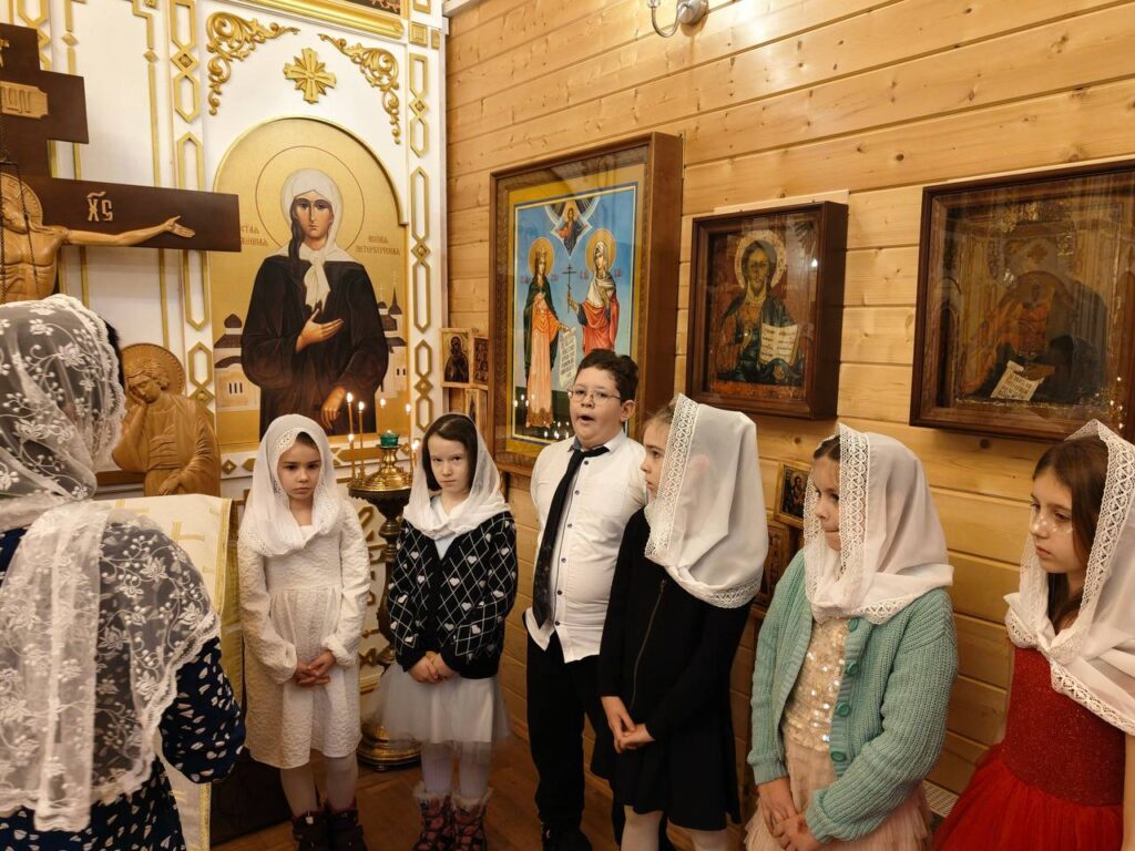 Детская Литургия и Рождественский концерт