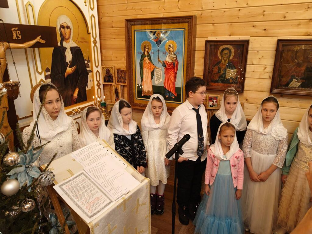 Детская Литургия и Рождественский концерт