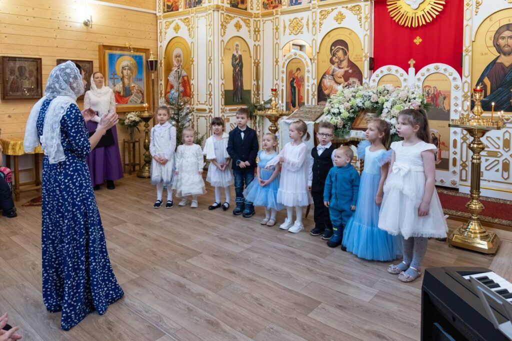 Детская Литургия и Рождественский концерт