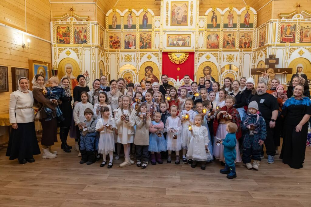 Детская Литургия и Рождественский концерт