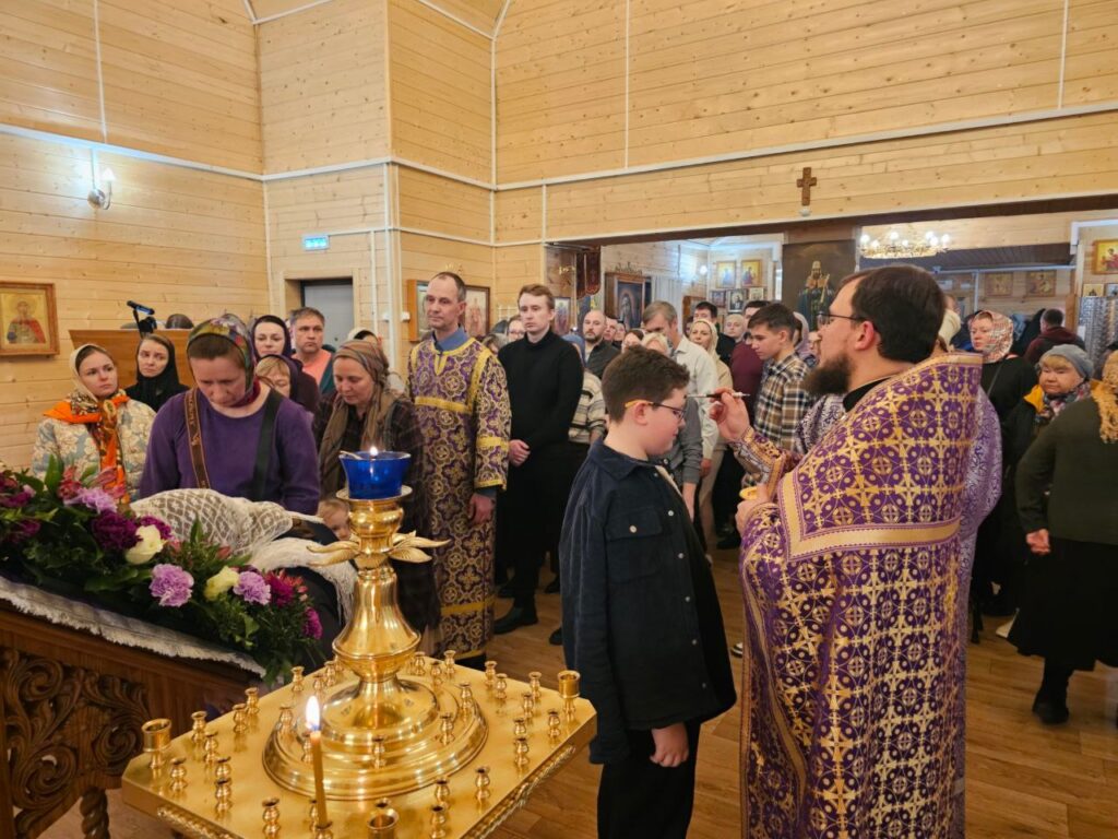 Неделя 3-я Великого поста, Крестопоклонная.