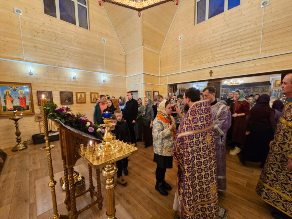 Неделя 3-я Великого поста, Крестопоклонная.