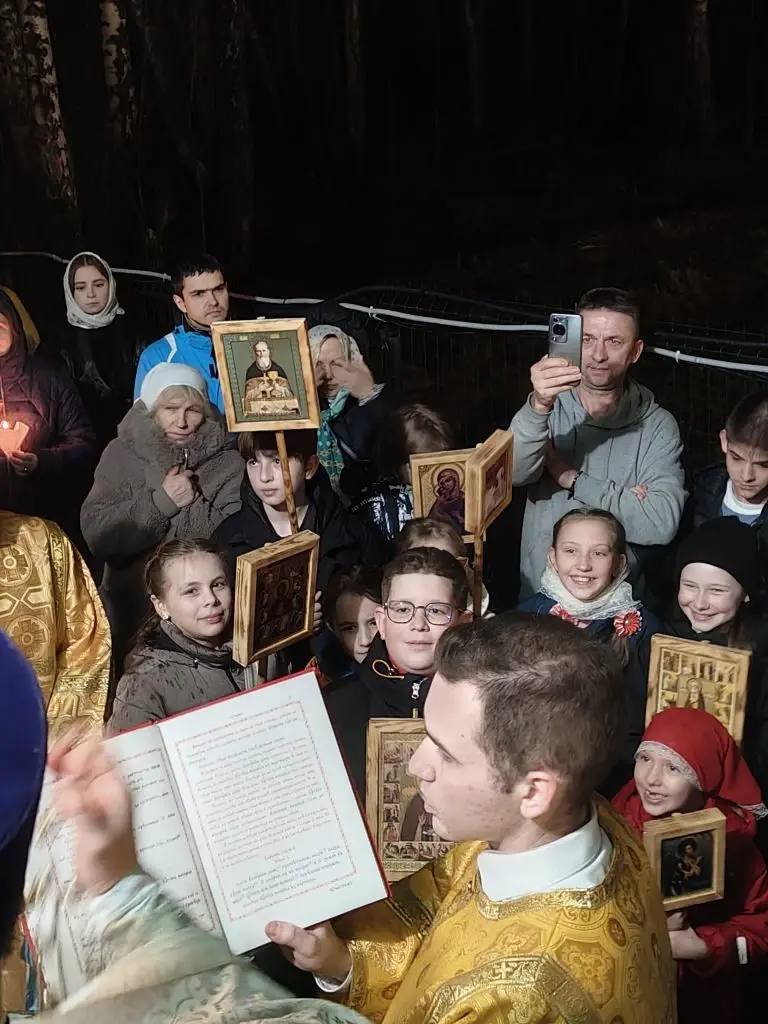 ХРИСТОС ВОСКРЕСЕ!