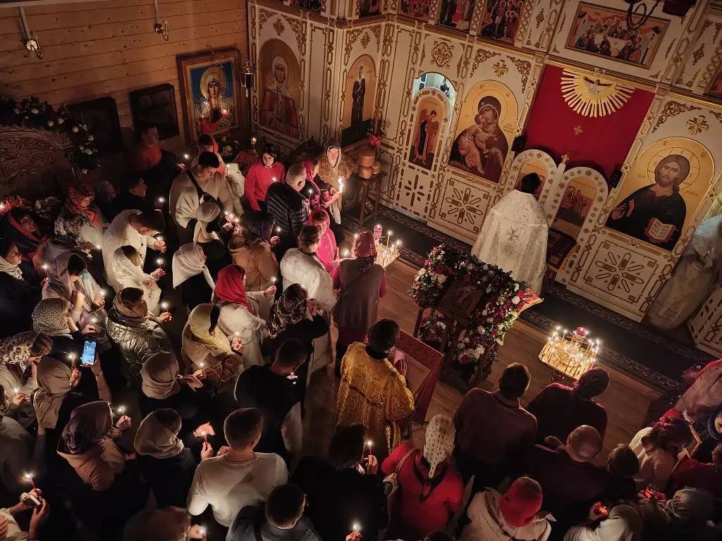 ХРИСТОС ВОСКРЕСЕ!