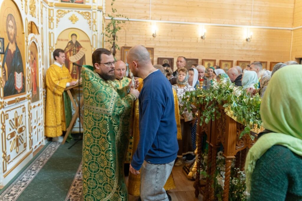 ДЕНЬ СВЯТОЙ ТРОИЦЫ