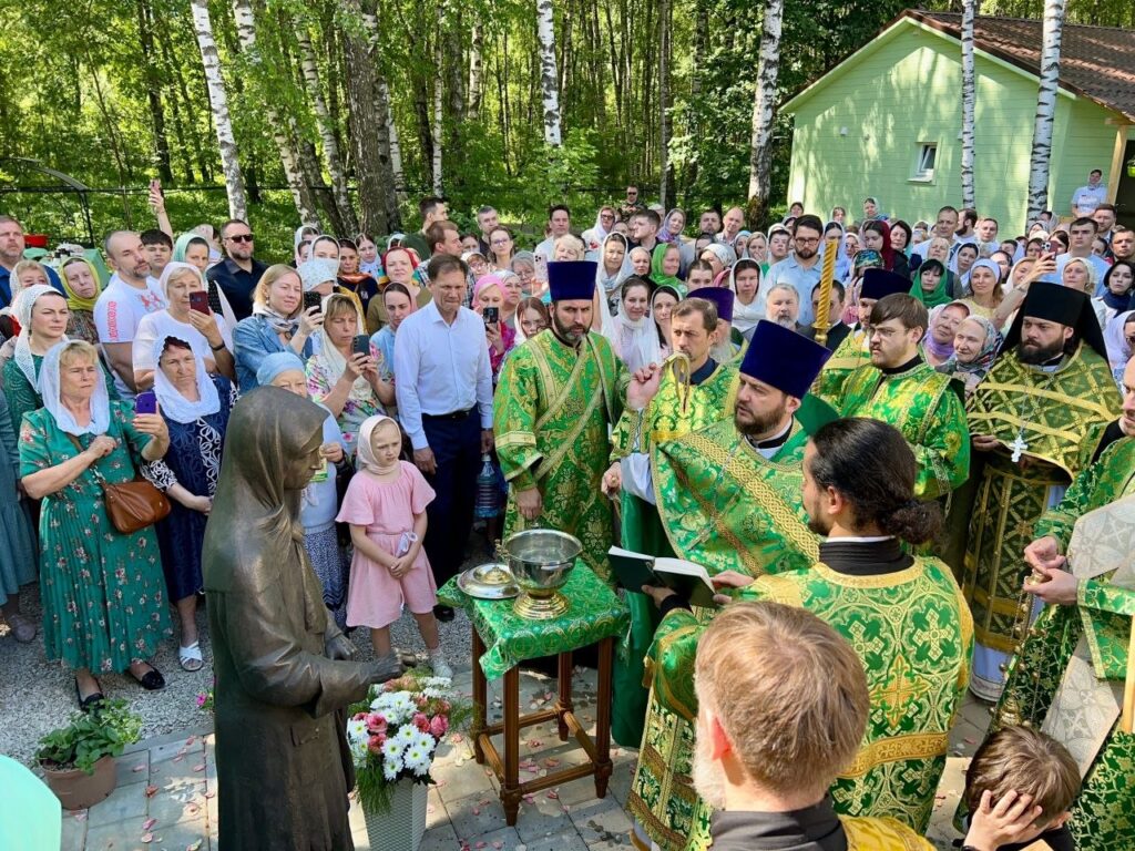 6 июня - прославление в лике святых блаженной Ксении Петербургской
