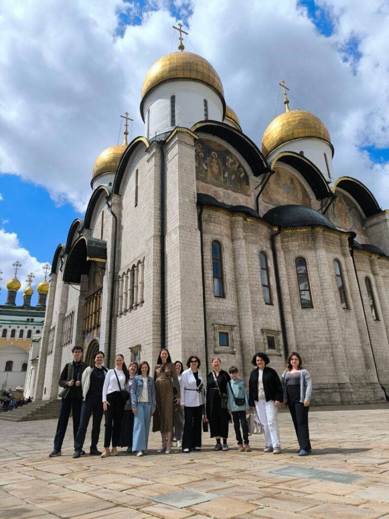 Народный хор на экскурсии в Музеях Кремля