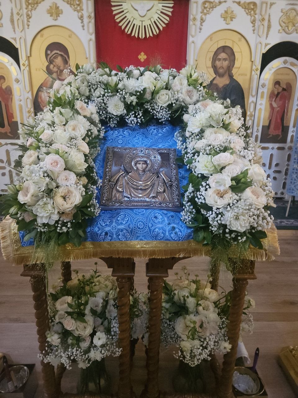 Покров Пресвятой Богородицы