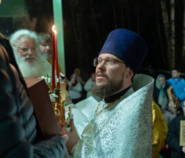 Ночное Пасхальное Богослужение